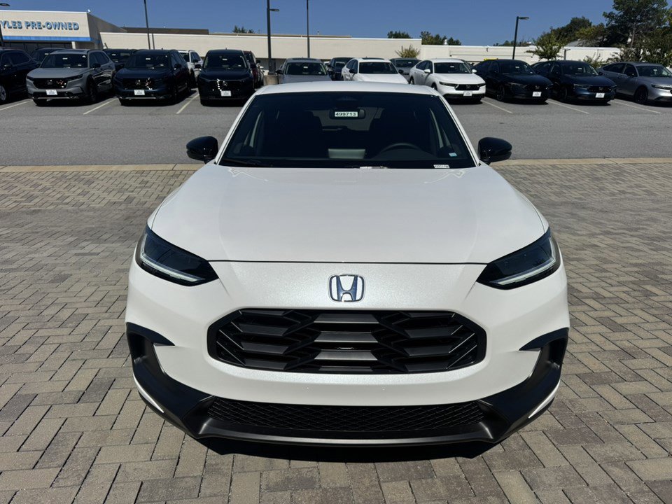 2026 Honda HR-V Sport photo 2