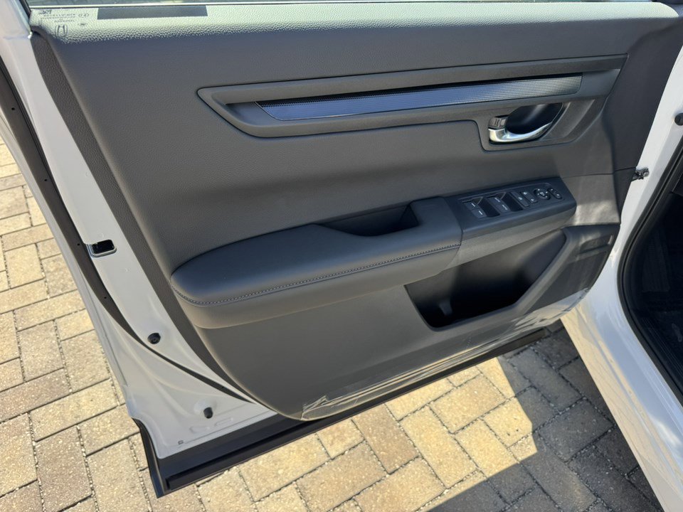 2026 Honda CR-V EX photo 8