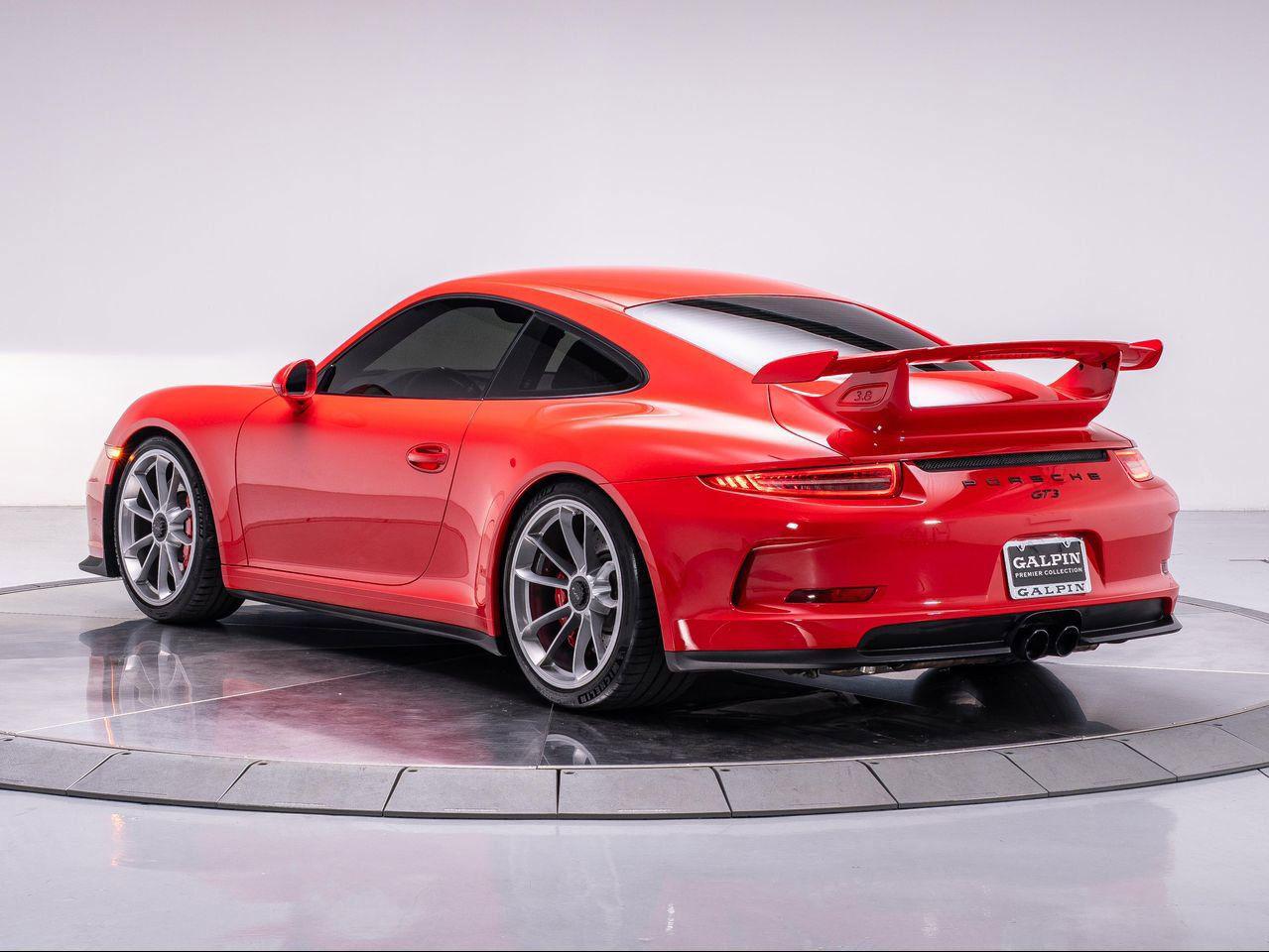 2015 Porsche 911 2 GT3 photo 3