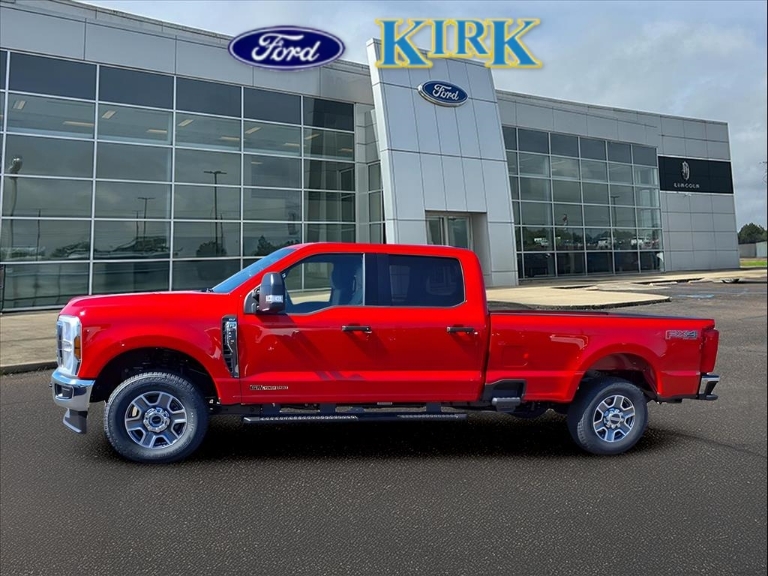 2025 Ford F-250 Super Duty XLT