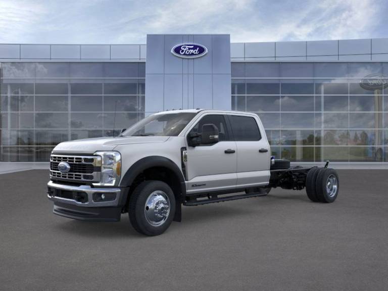 2026 Ford Super Duty F-550 DRW XL
