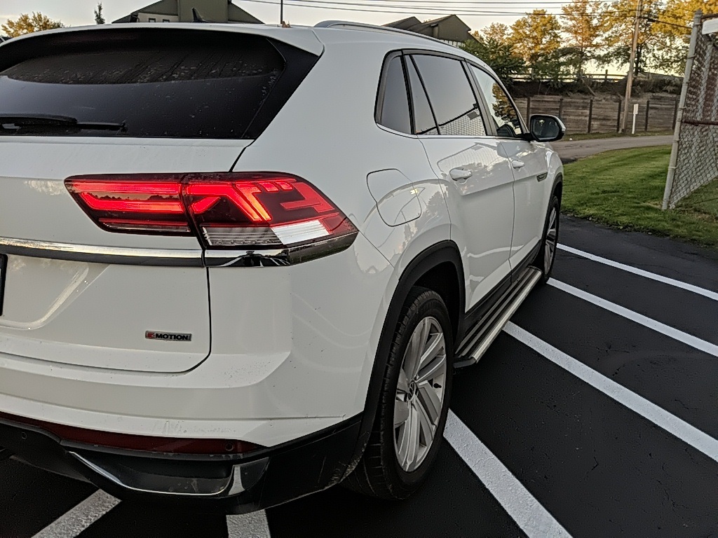 2020 Volkswagen Atlas Cross Sport V6 SE Technology photo 5
