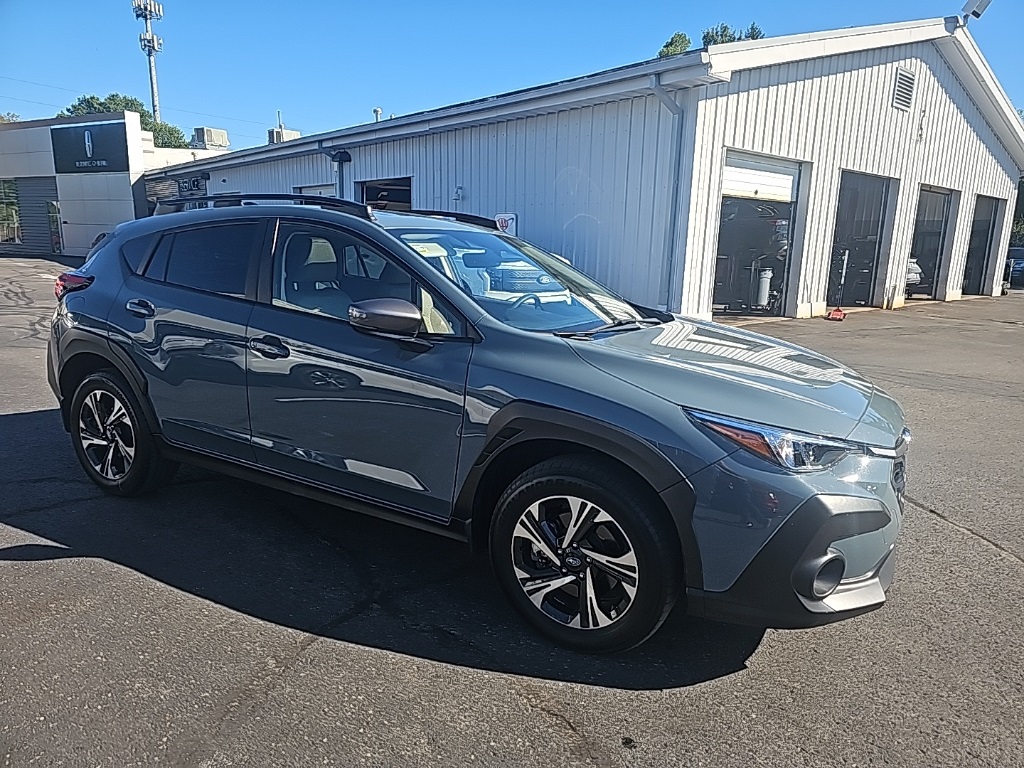 2024 Subaru Crosstrek Premium photo 3