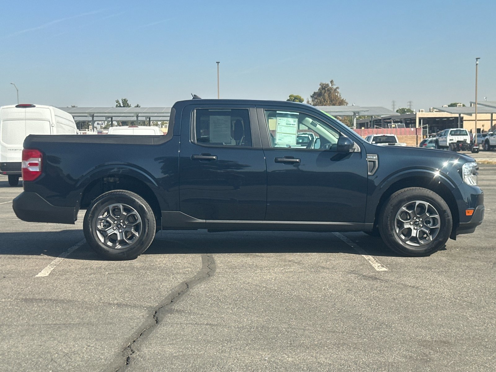 2023 Ford Maverick XLT photo 2