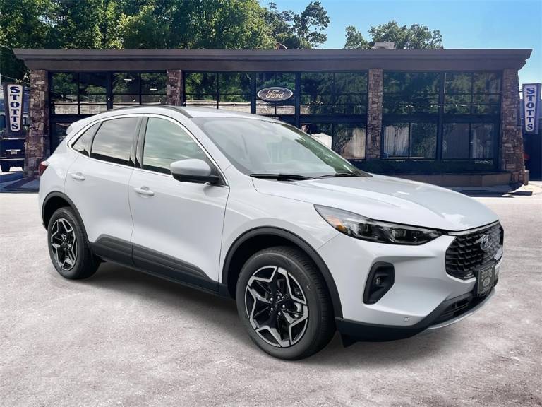 2026 Ford Escape Platinum