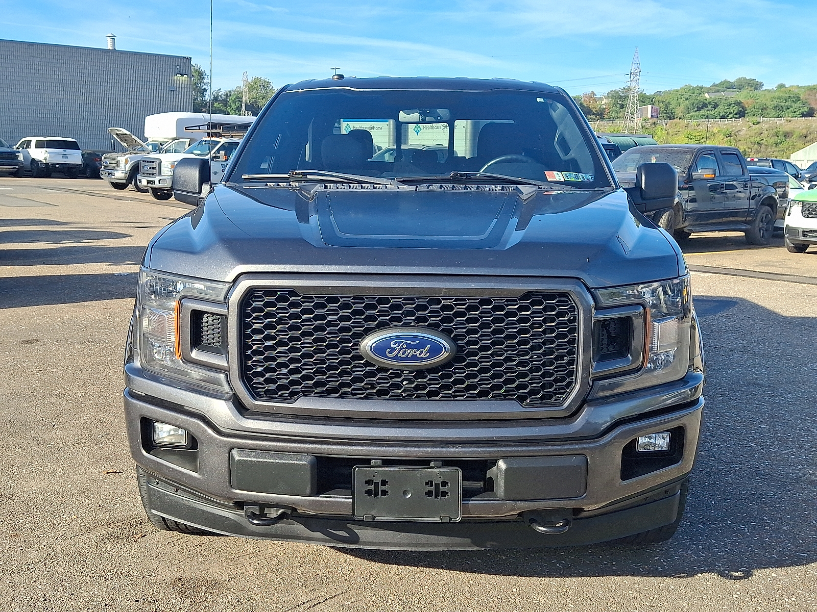 2018 Ford F-150 XLT photo 2