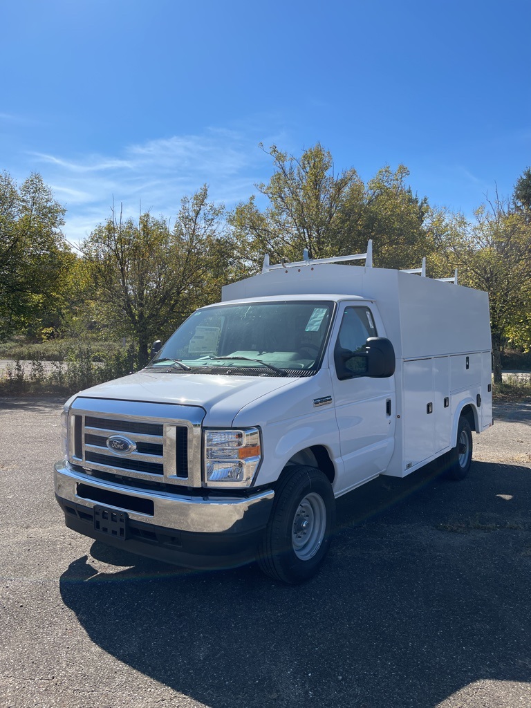 New 2025 Ford E-350SD Base