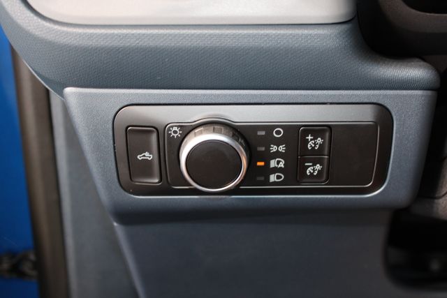 2025 Ford Maverick XL photo 12