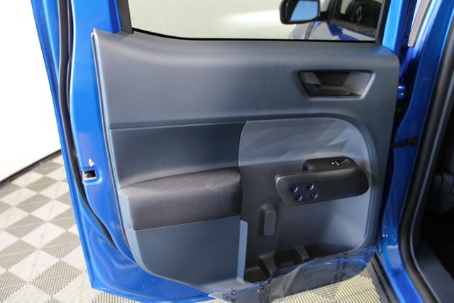2025 Ford Maverick XL photo 16
