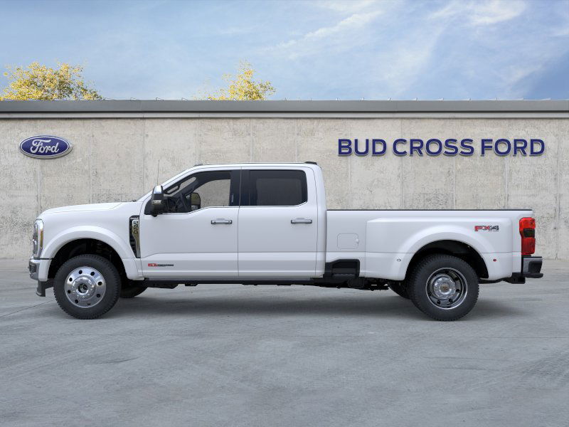 2026 Ford F-450 King Ranch photo 3
