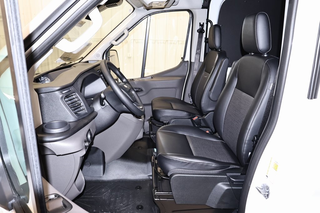 2026 Ford Transit photo 14