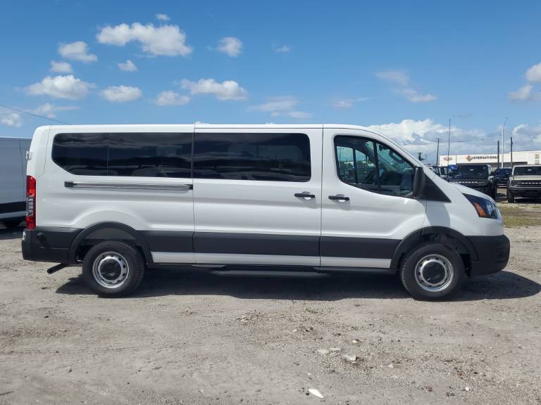 2025 Ford Transit T-350
