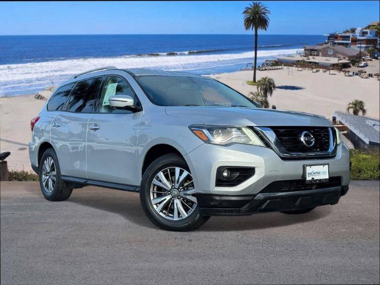 2019 Nissan Pathfinder SL