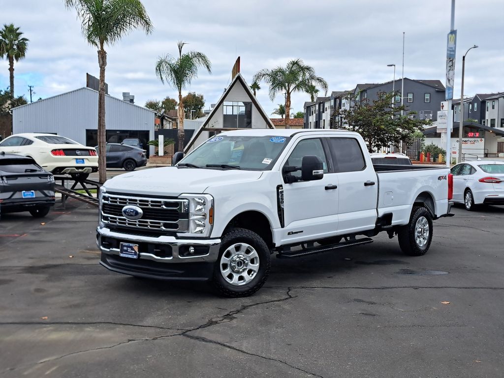 2024 Ford F-250 photo 2