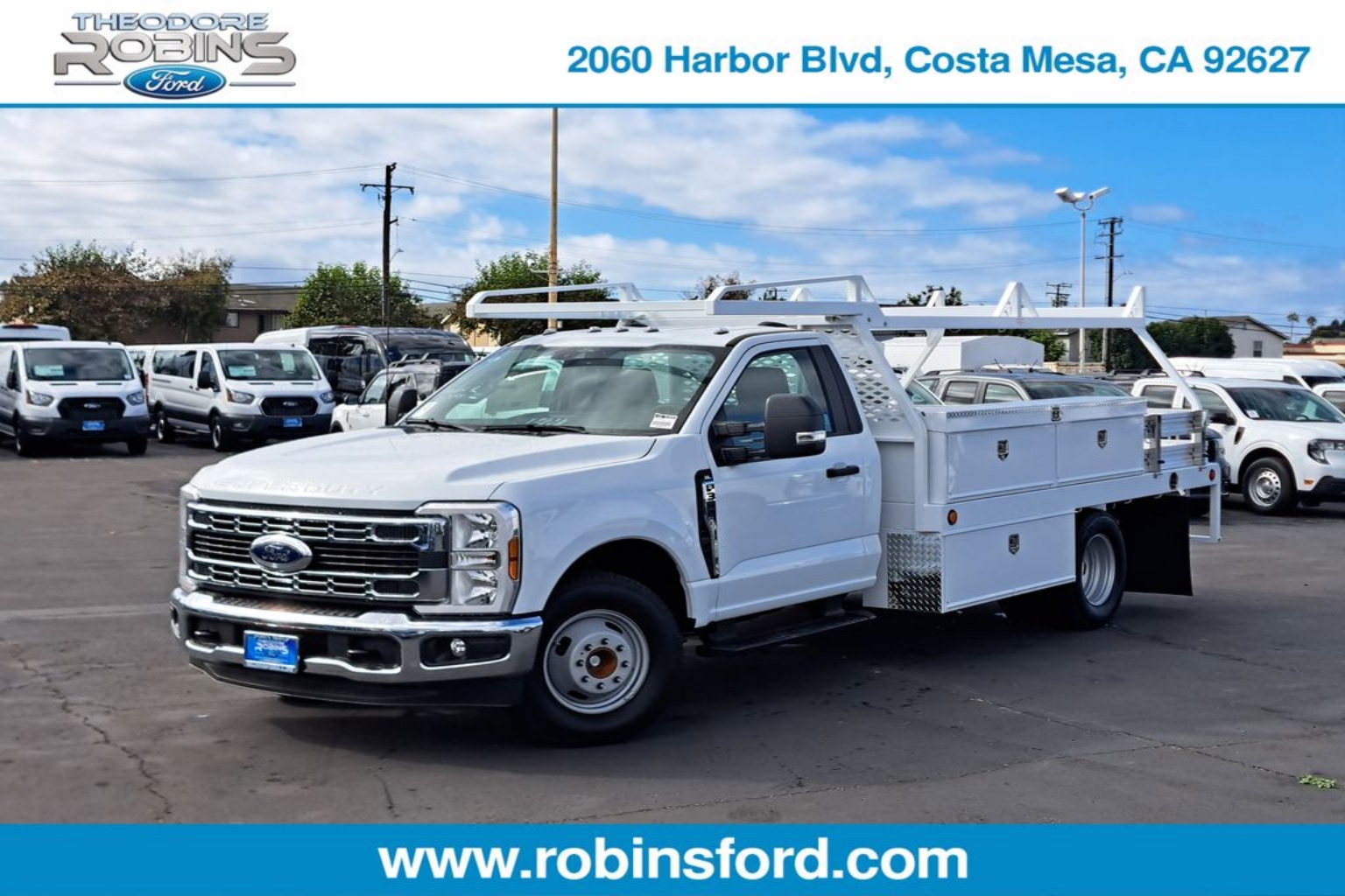 2026 Ford F-350 Super Duty Chassis Cab XL's photo