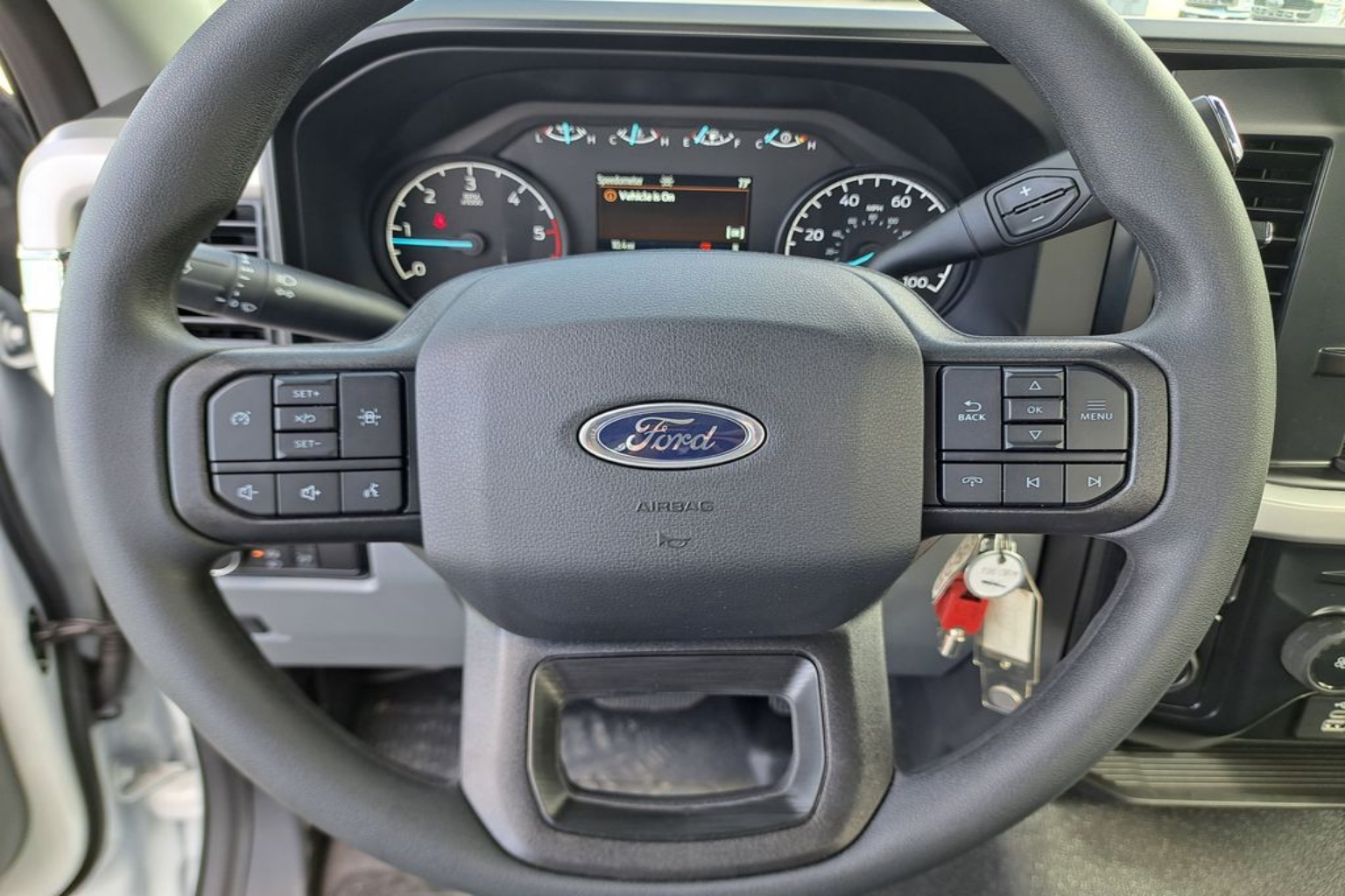 2026 Ford F-350 Super Duty Chassis Cab XL - Photo 16
