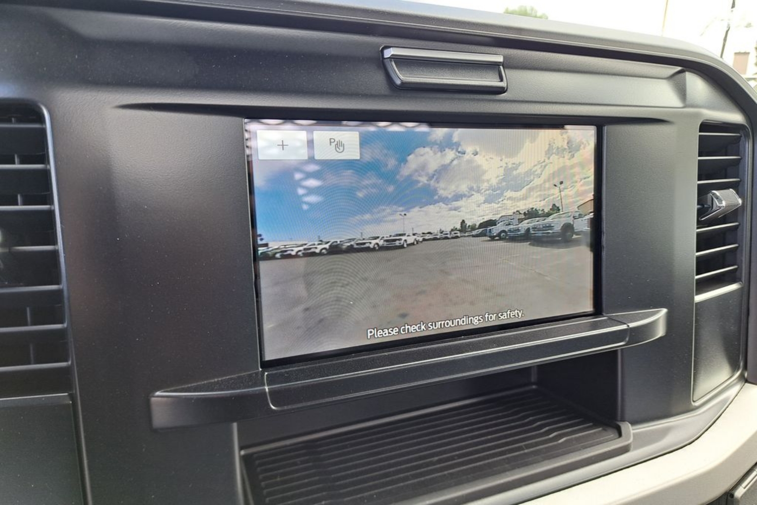 2026 Ford F-350 Super Duty Chassis Cab XL - Photo 23
