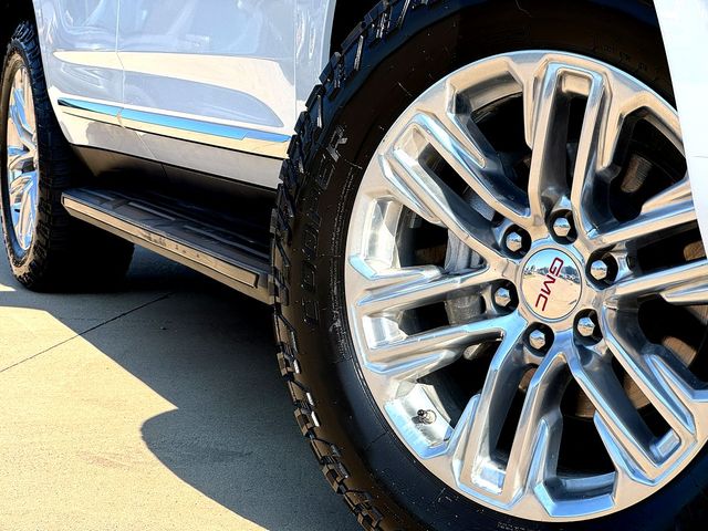 2023 Gmc Yukon SLT photo 2