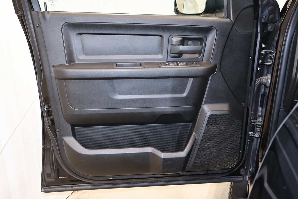 2022 Ram 2500 Tradesman photo 7