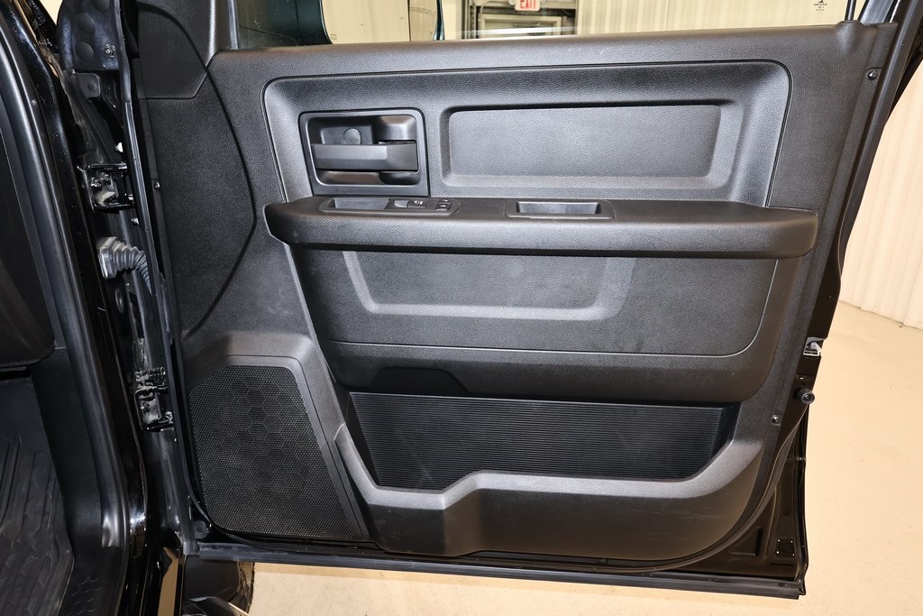 2022 Ram 2500 Tradesman photo 15