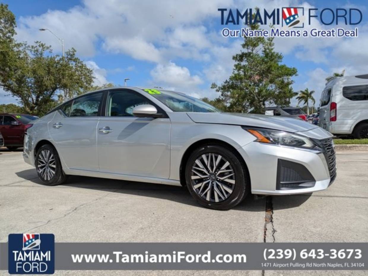 2023 Nissan Altima SV