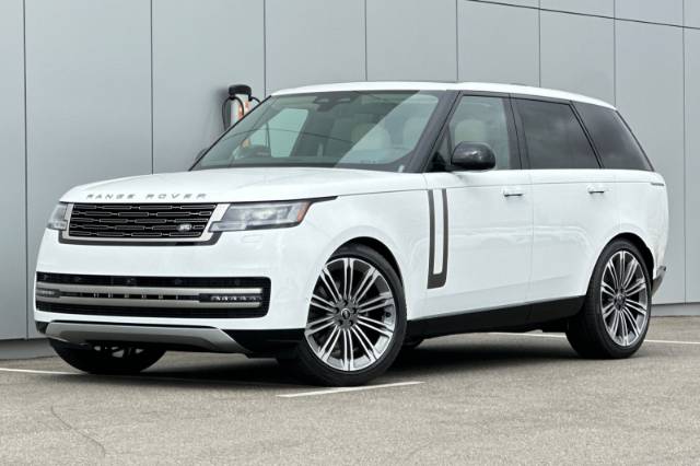 2025 Land Rover Range Rover SE