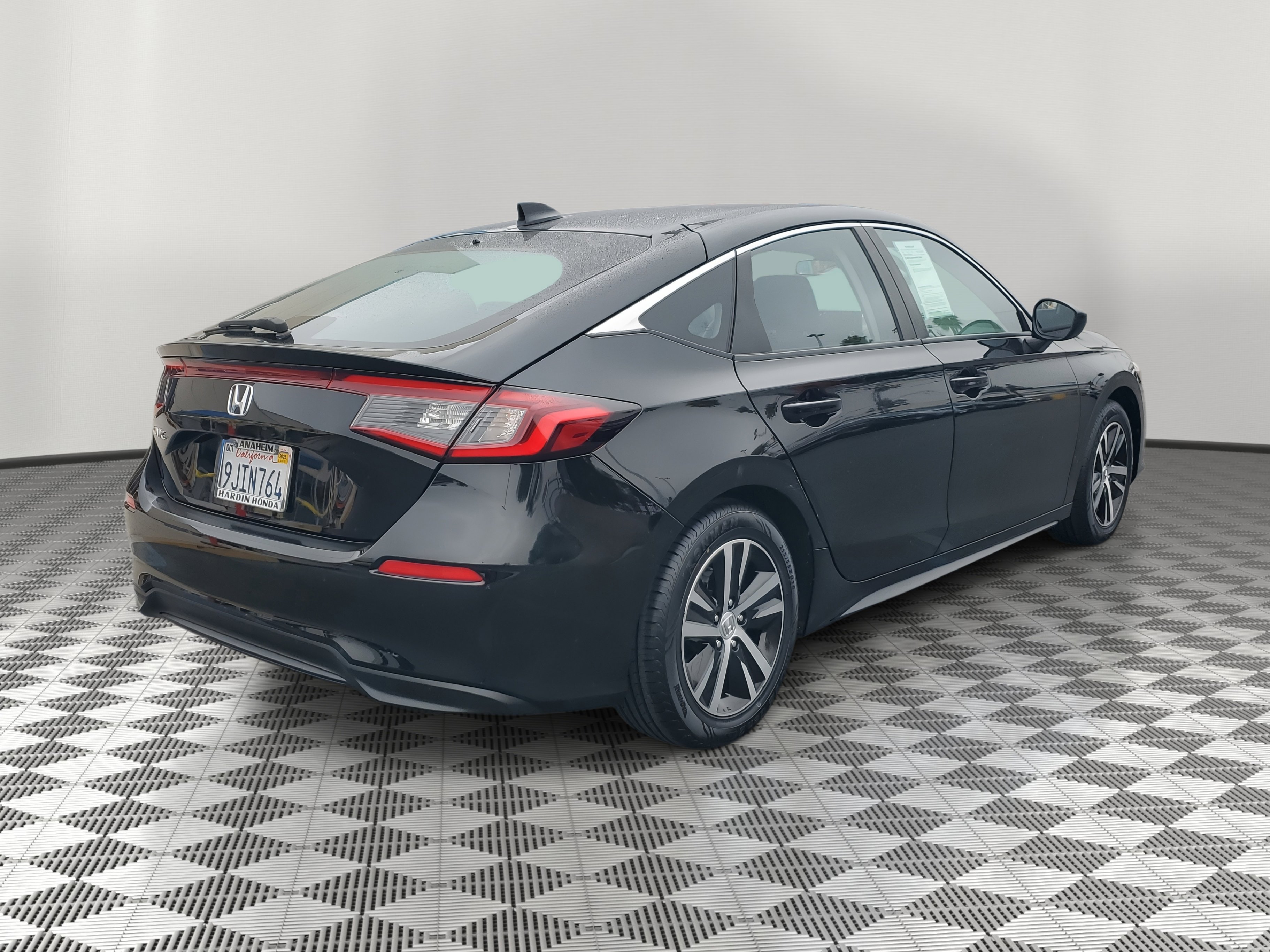 2024 Honda Civic Hatchback LX photo 3