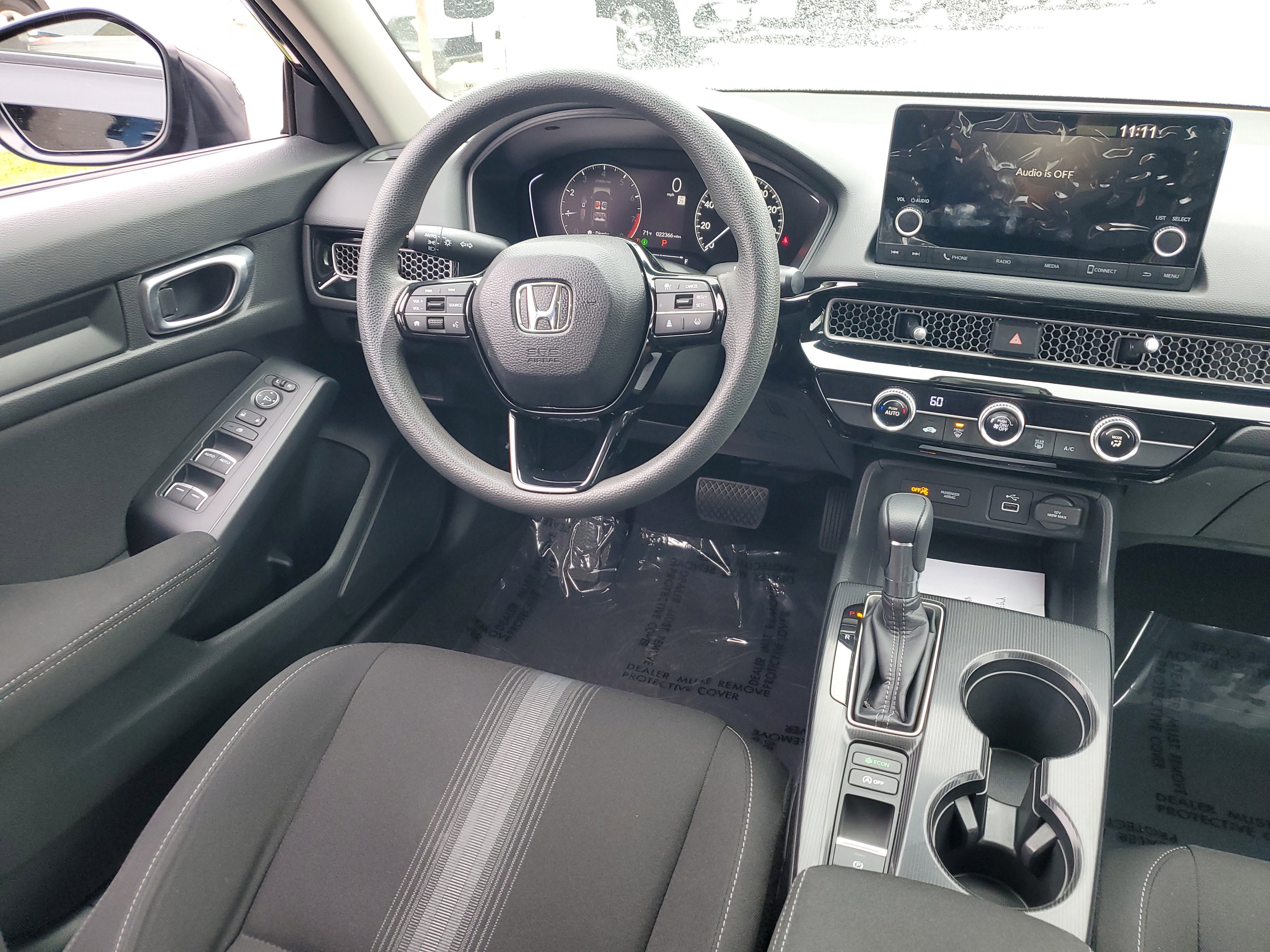 2024 Honda Civic Hatchback LX photo 9