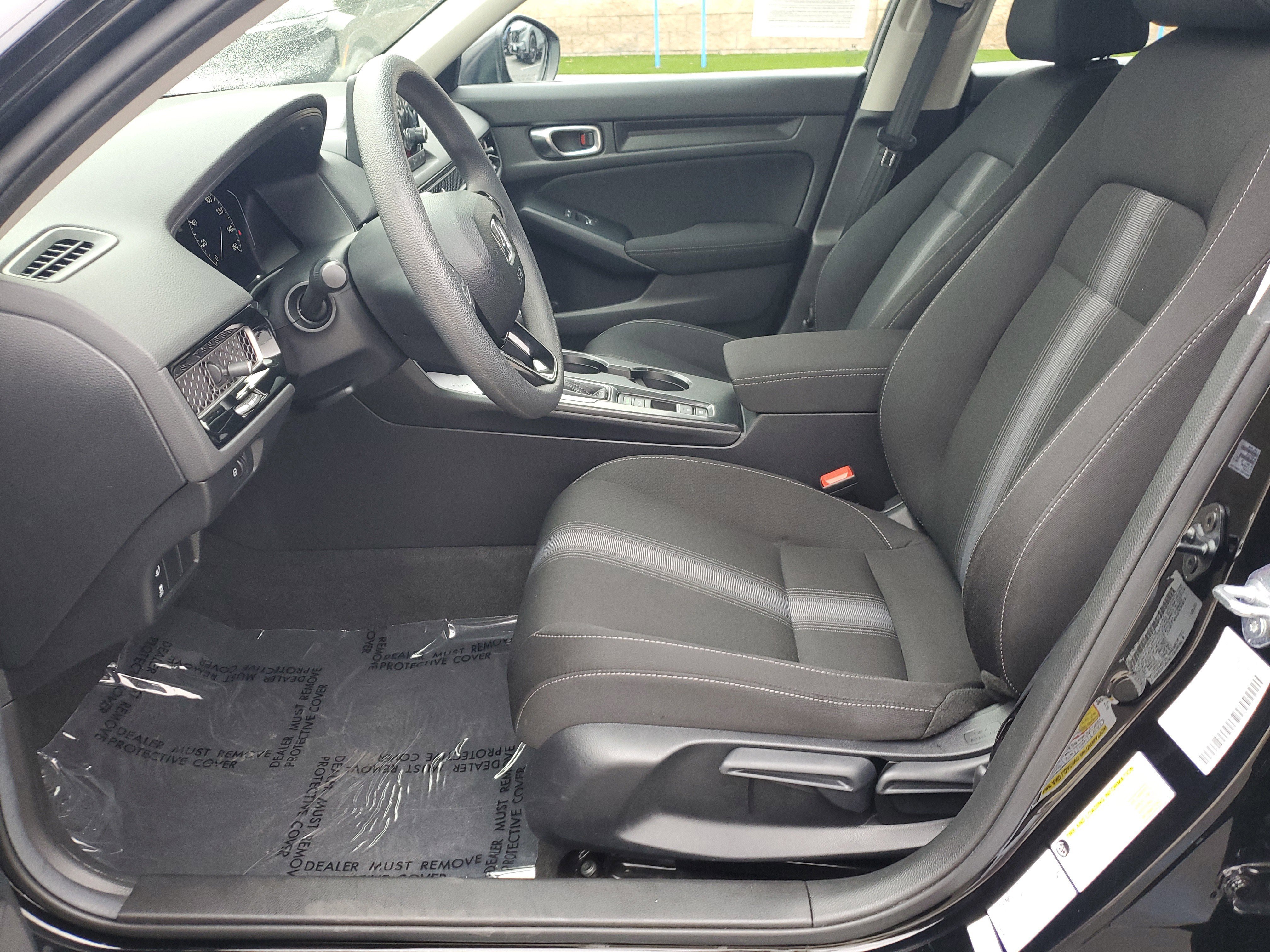 2024 Honda Civic Hatchback LX photo 15
