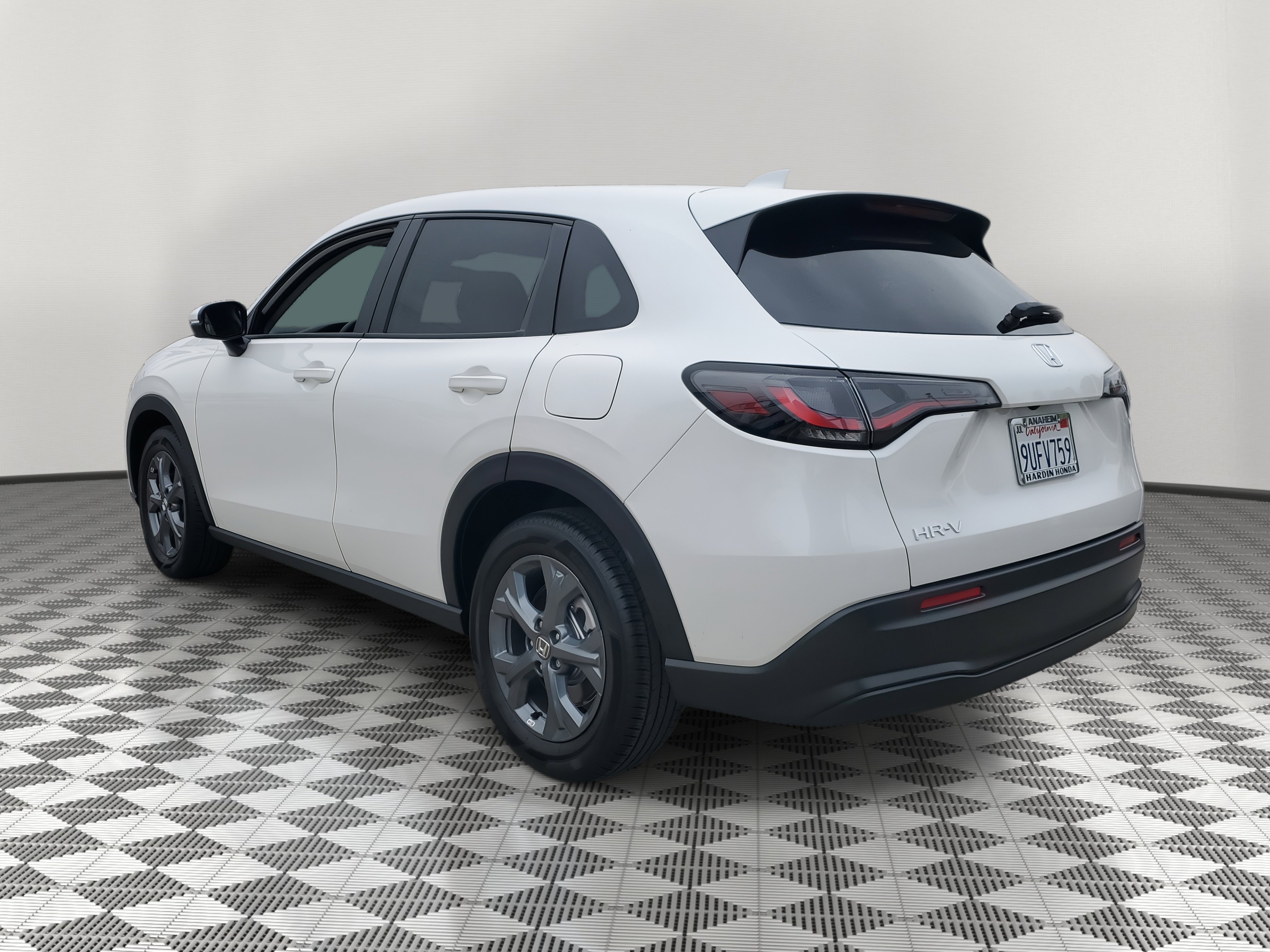 2026 Honda HR-V LX photo 2