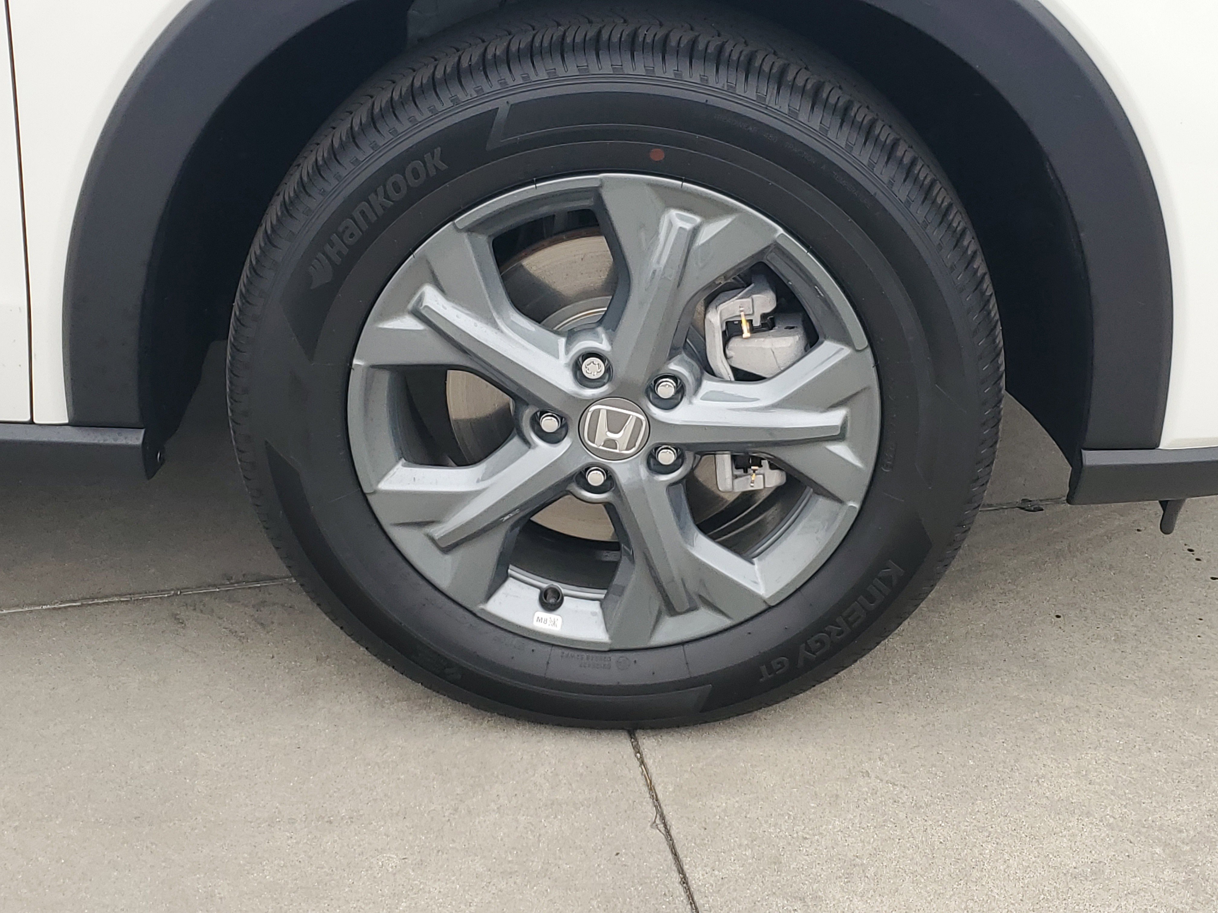 2026 Honda HR-V LX photo 4