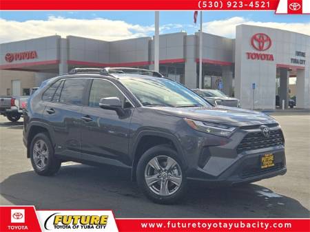 2025 Toyota RAV4 Hybrid XLE