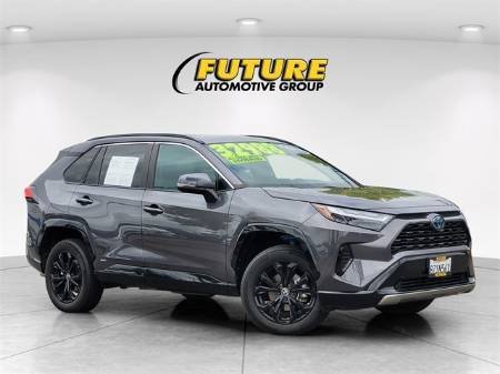 2022 Toyota RAV4 Hybrid SE