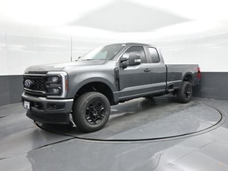 2025 Ford Super Duty F-250 SRW XL