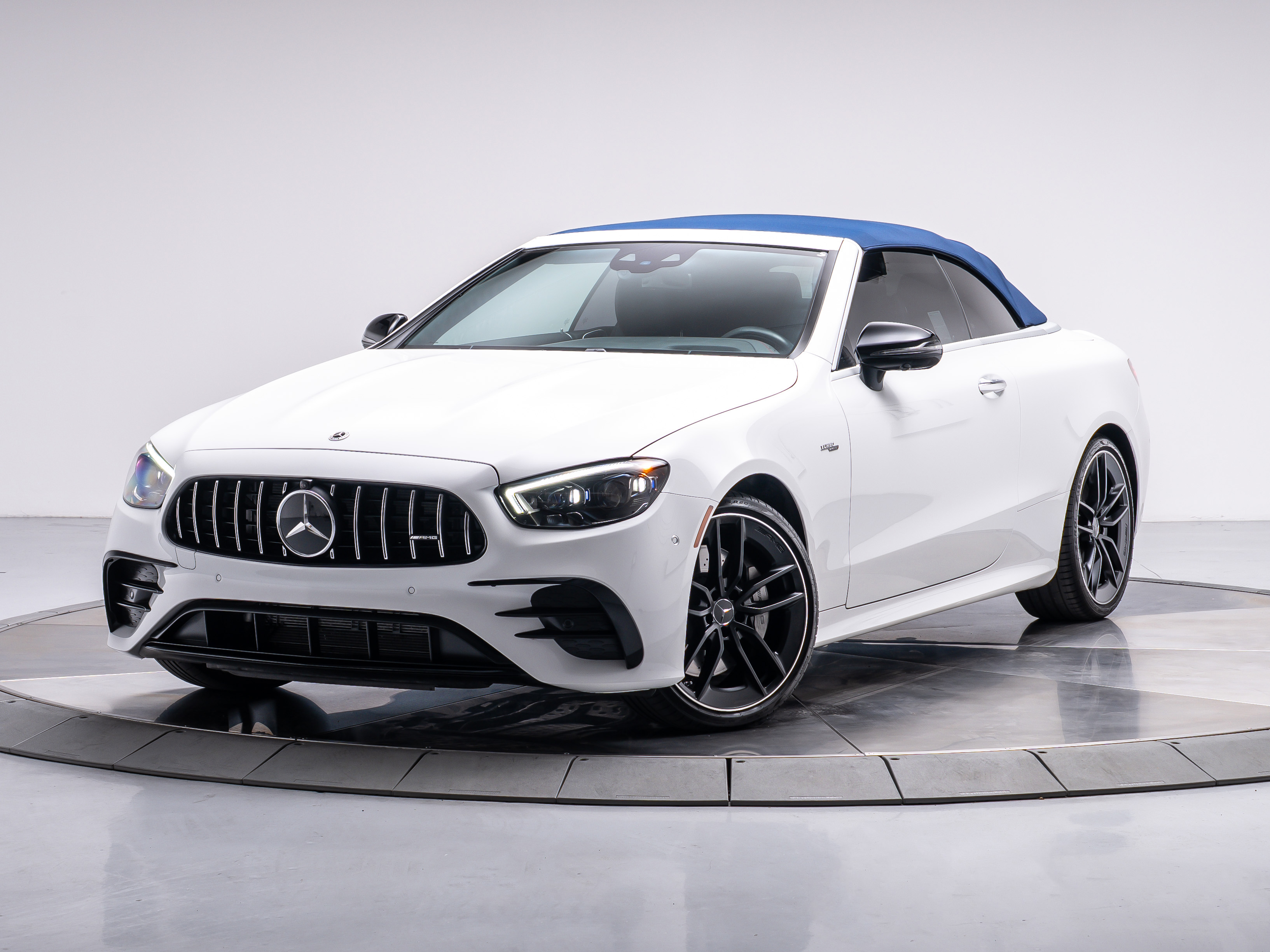 2023 Mercedes Benz E AMG 53 4MATIC Cabriolet photo 2