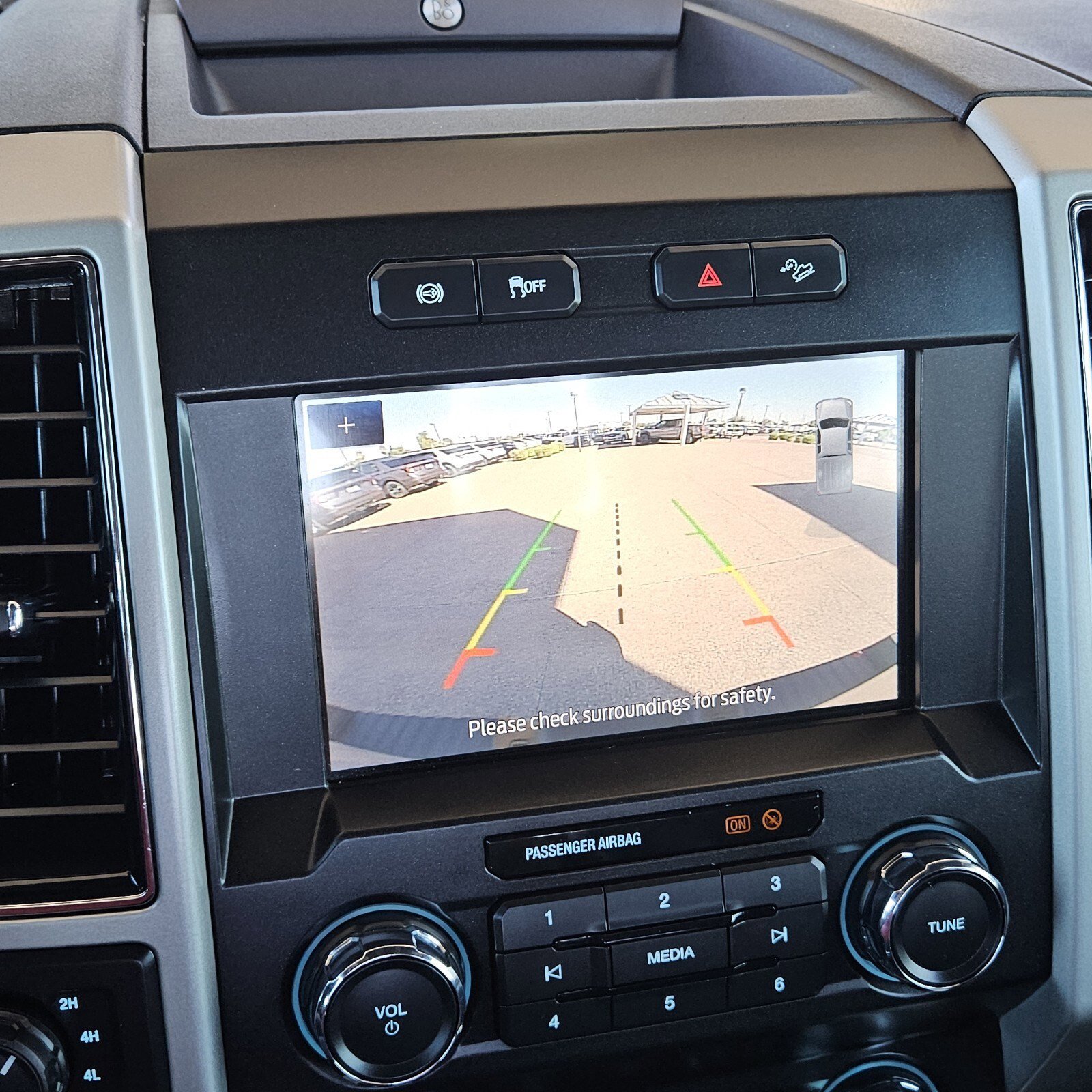 2021 Ford F-250 Lariat photo 17