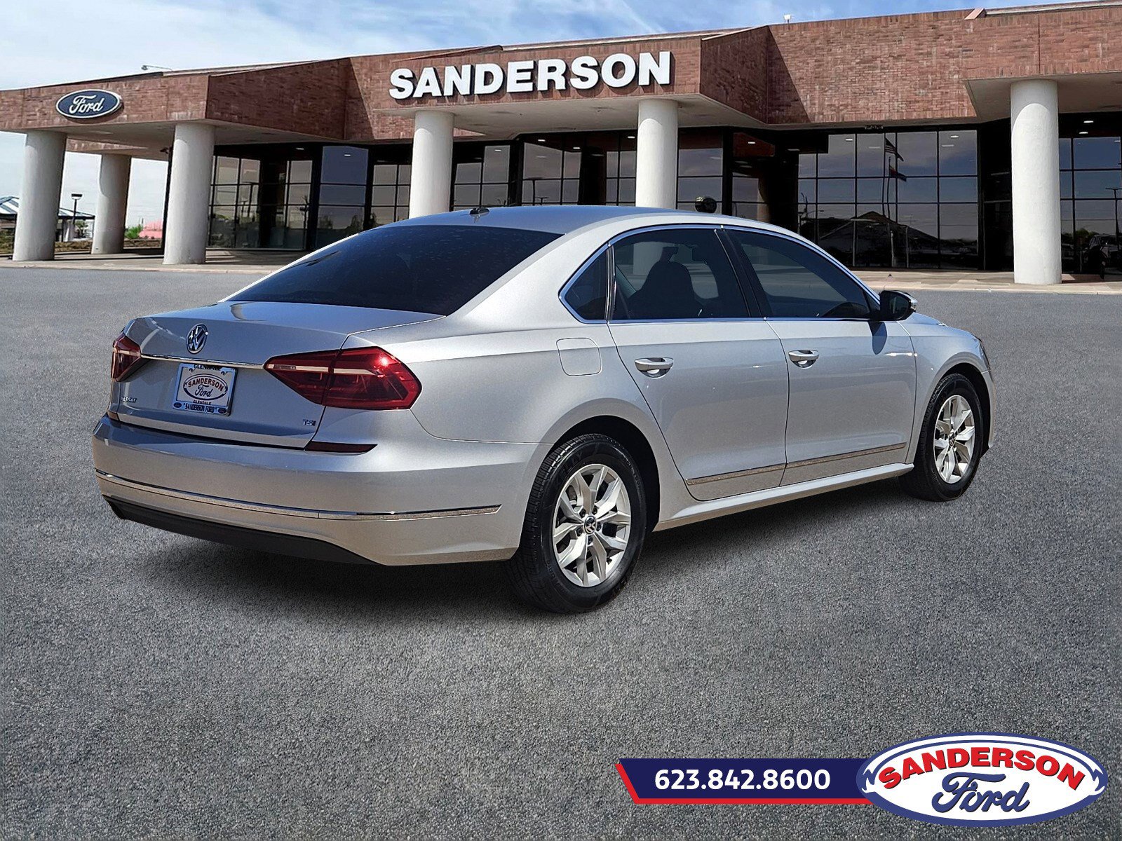 2016 Volkswagen Passat S photo 2