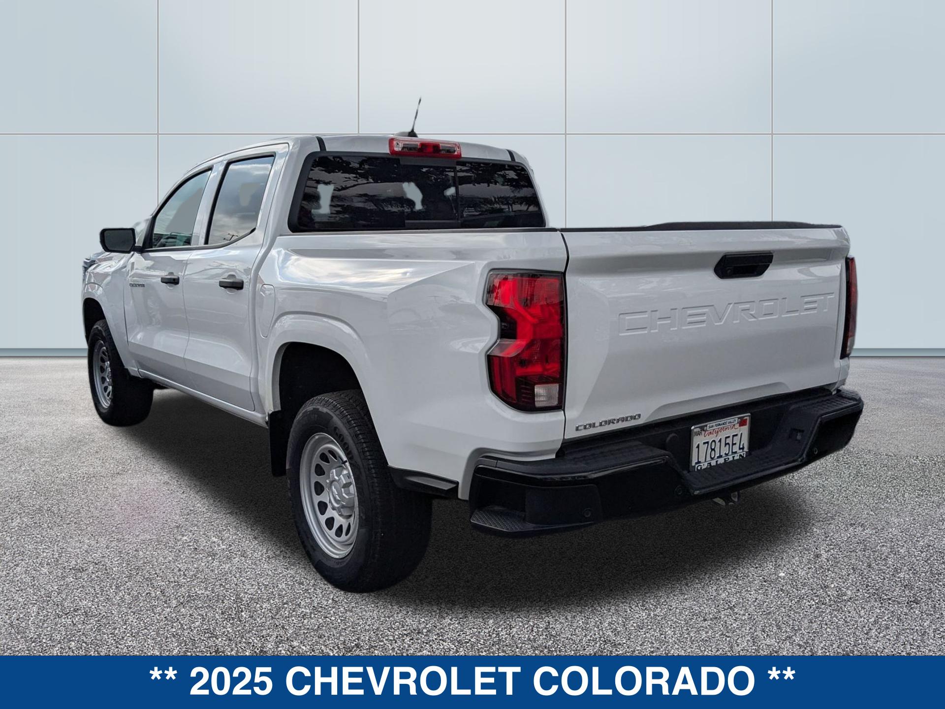 2025 Chevrolet Colorado Work Truck photo 3