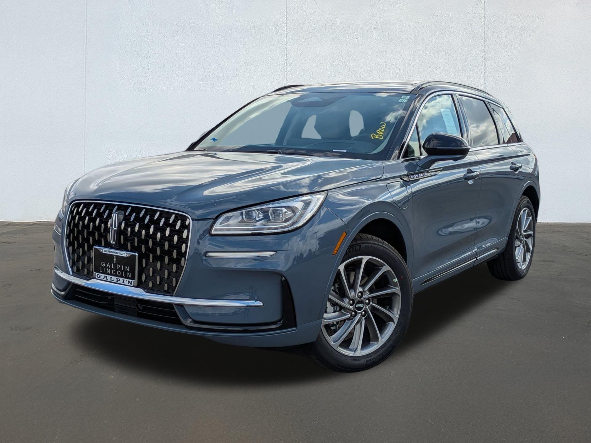 2025 Lincoln Corsair Grand Touring photo 4