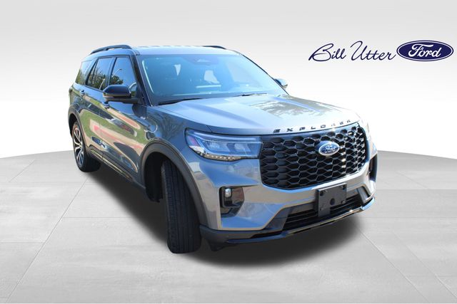 2025 Ford Explorer ST-Line photo 3