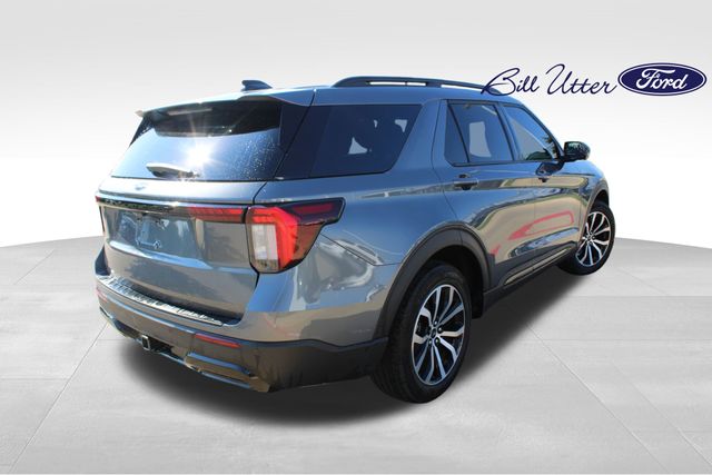 2025 Ford Explorer ST-Line photo 5