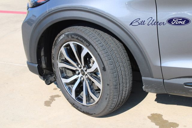 2025 Ford Explorer ST-Line photo 9