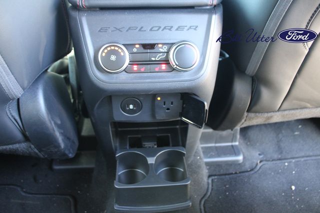 2025 Ford Explorer ST-Line photo 15
