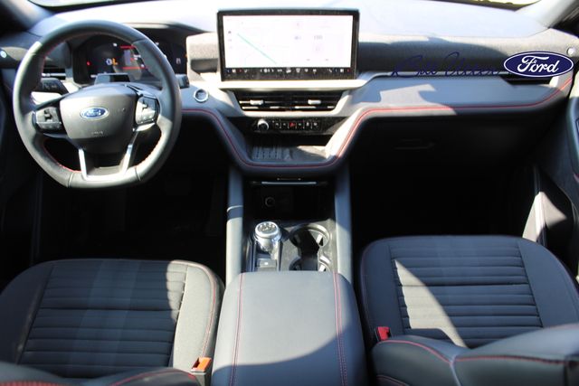 2025 Ford Explorer ST-Line photo 16