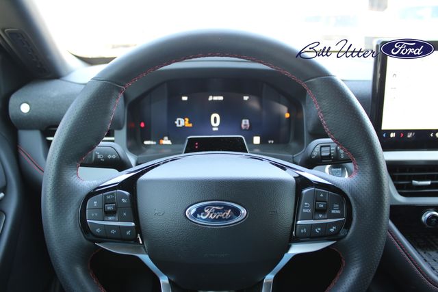 2025 Ford Explorer ST-Line photo 24