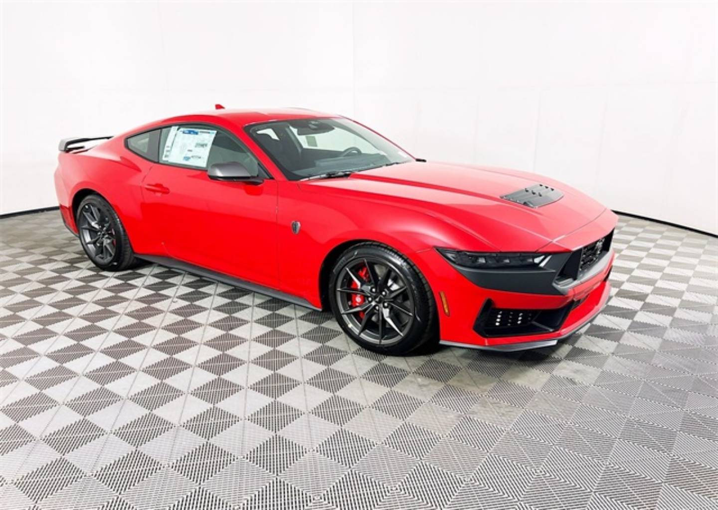 2025 Ford Mustang Dark Horse's photo