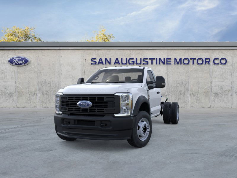 2026 Ford F-600 photo 2