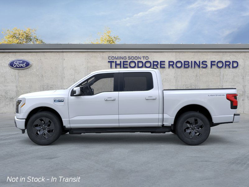 2025 Ford F-150 Lightning Lariat photo 3