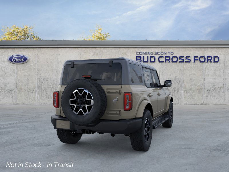 2025 Ford Bronco Outer Banks photo 8