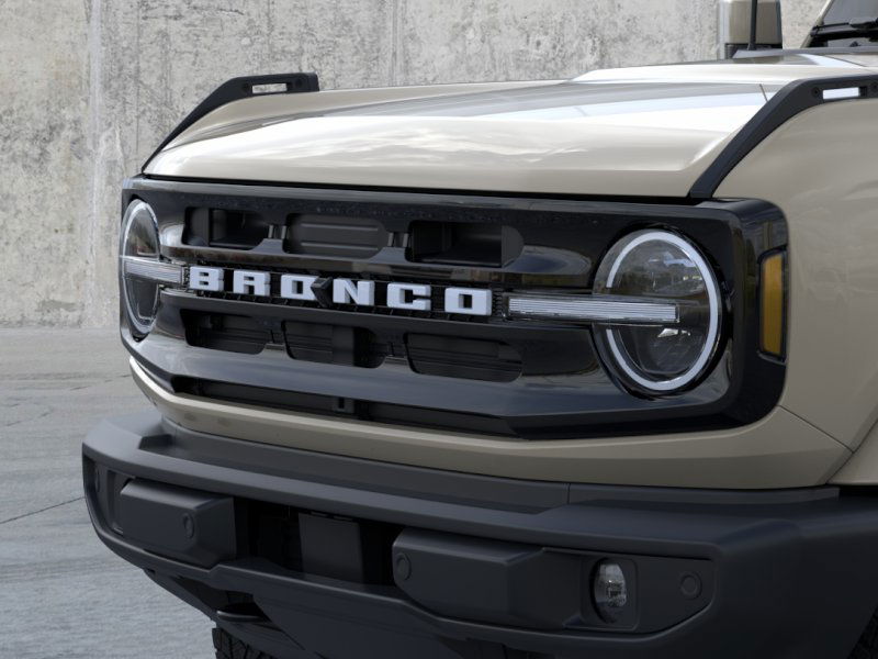 2025 Ford Bronco Outer Banks photo 18